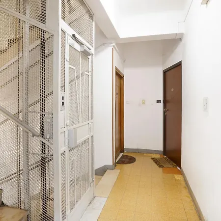 2 Bedroom Cozy In 산레모